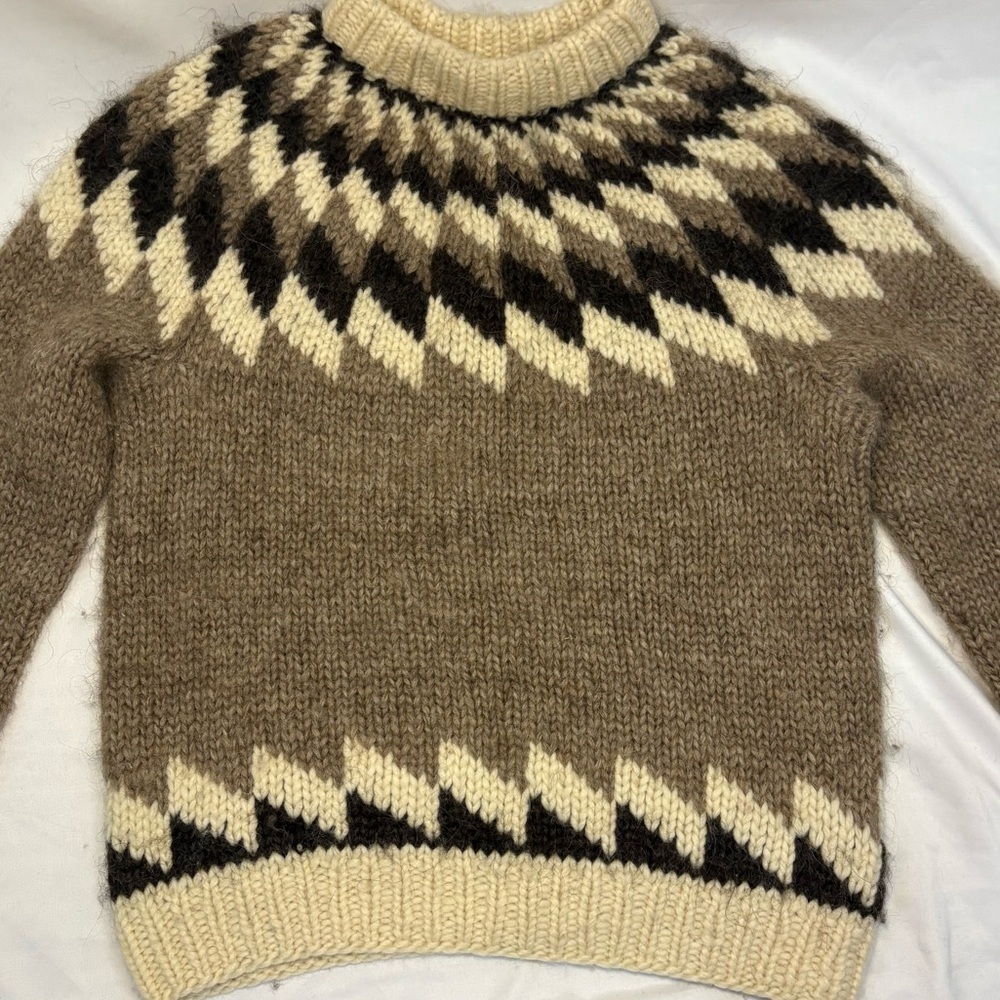 Vintage Icelandic Wool Sweater Nordic Fair Isle Fisherman Knit Cozy Oversized - Picture 3 of 9